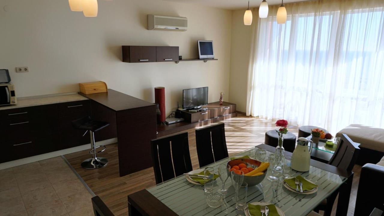 Апартаменти Свети Георги - Saint George Apartments Kavarna Luaran gambar