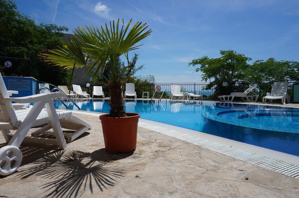 Апартаменти Свети Георги - Saint George Apartments Kavarna Luaran gambar